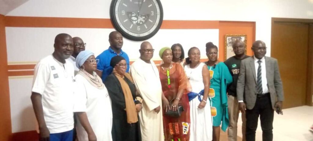 Costa de Marfil: Touré Ahmed Bouah cede sus derechos de autor a la AECI