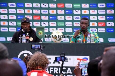 POINT DE PRESSE CAM VS SEN