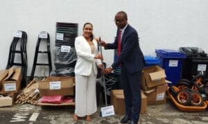 CAN 2023 Côte d’Ivoire : la SODECI offre du matériel de salubrité à l’ANAGED